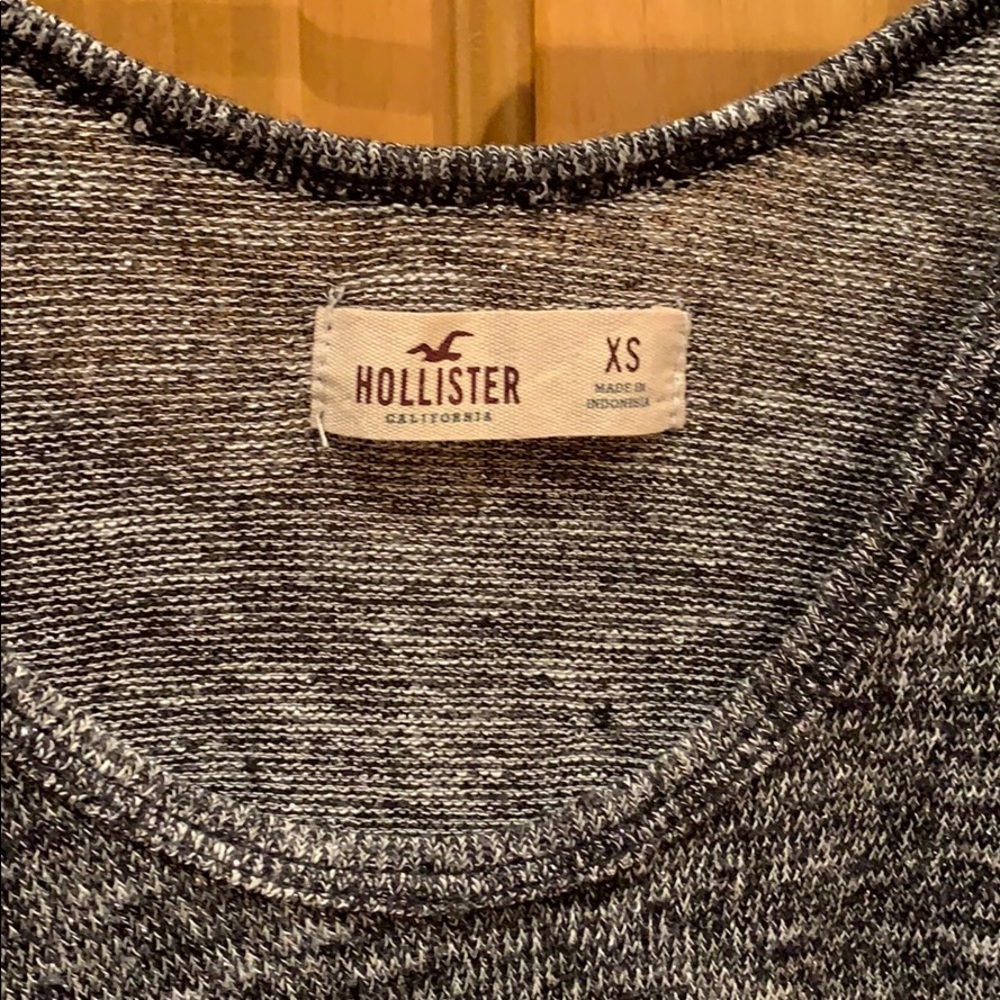 Top - Picture 2 of 2